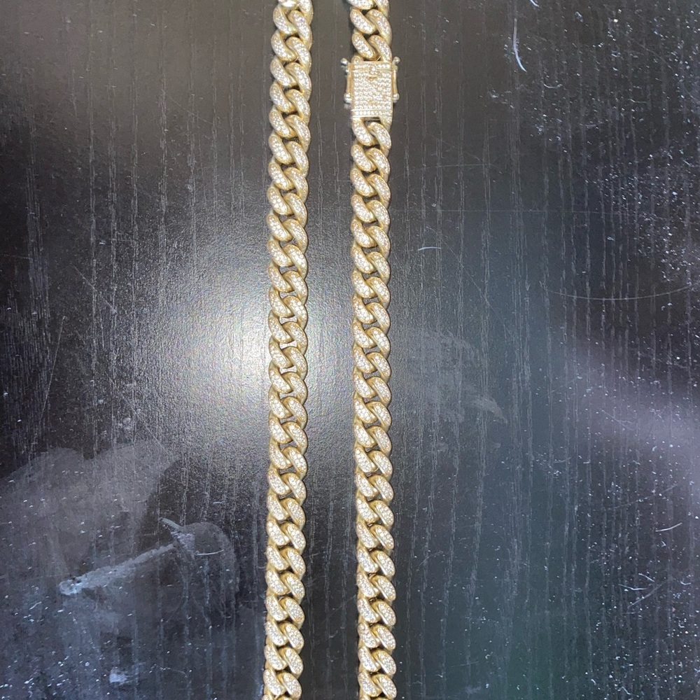 22” 10MM Diamond Gold Miami Cuban Link Chain
